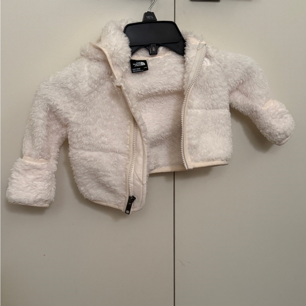 The North Face Infant Campshire Hoodie Fleece Jacket in Gardenia size 3-6 months